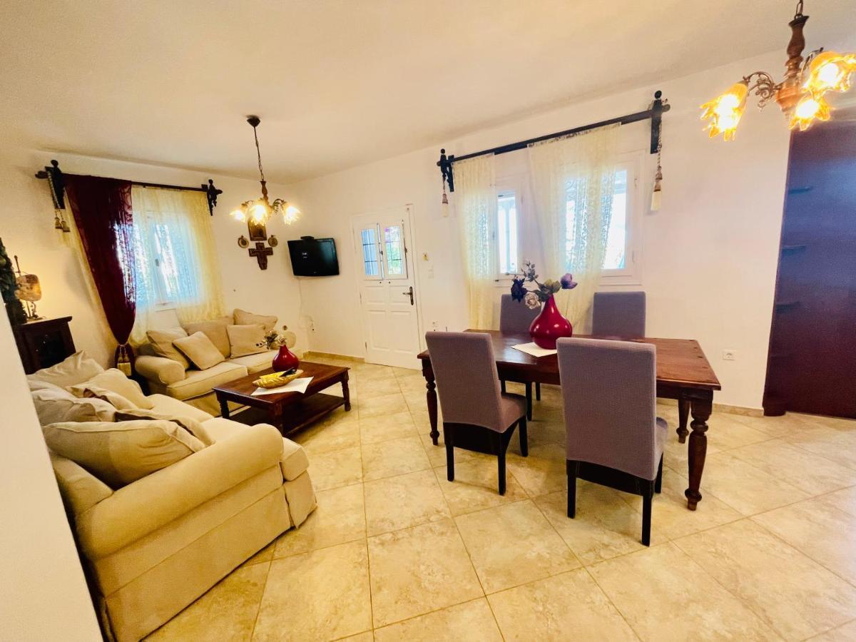 Villa Arietta Santorini Perissa  Buitenkant foto